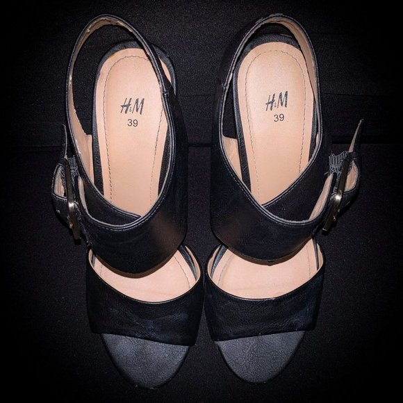 Black H&M Heels - Picture 2 of 3